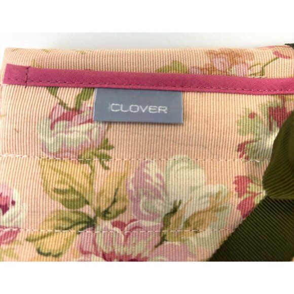 Clover Takumi Knitting Needle Set with Clover Rolling Needle Organizer - Picture 2 of 7